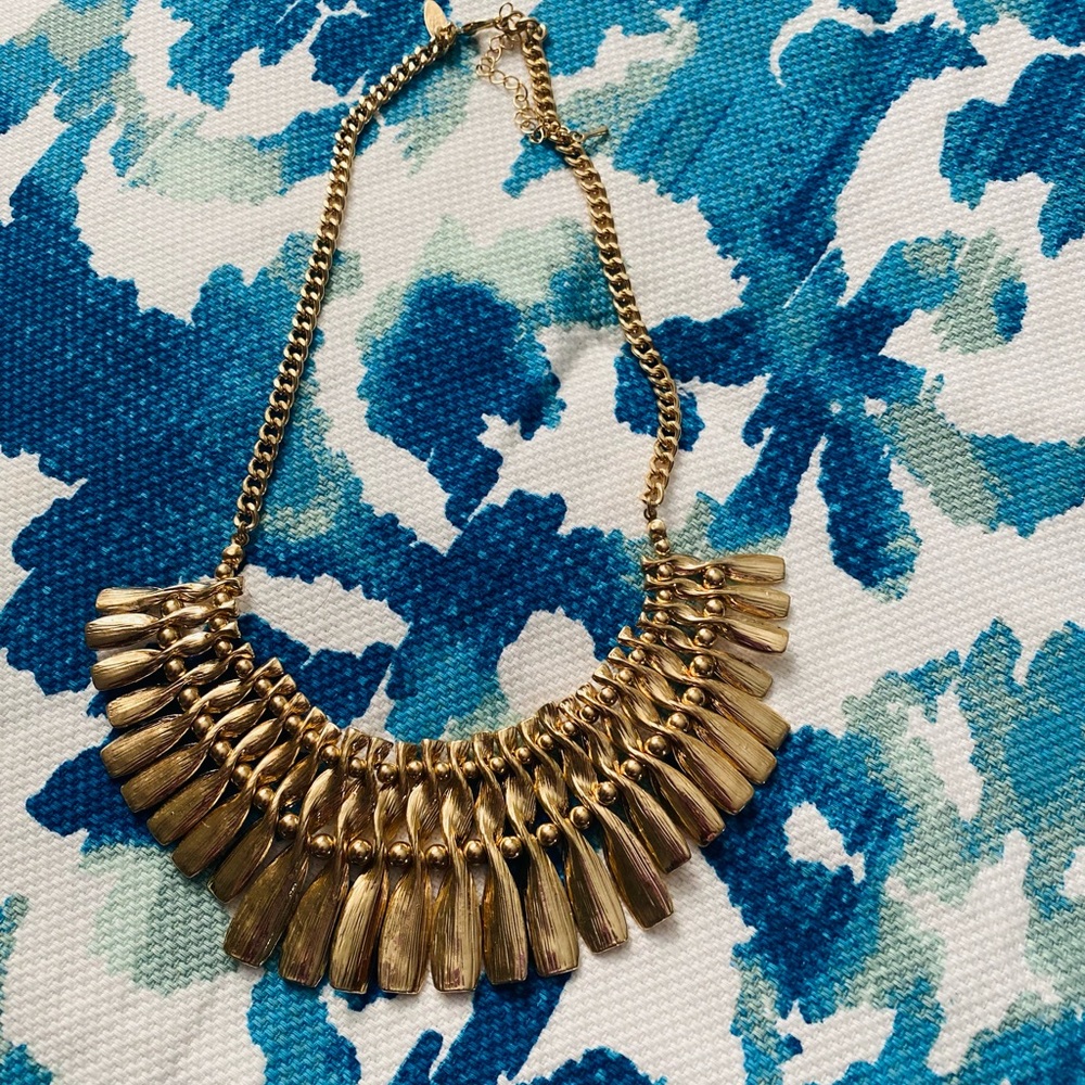 Women’s Accessories- Necklace